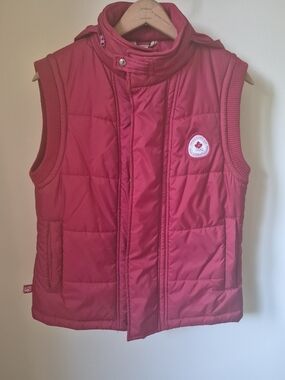 Hudson's Bay Team Canada Olympic Puffer Vest - Size Medium - Vintage Retro Gorp